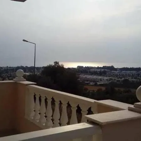 Kusadasi'nda Ozel Havuzlu Efes Kusadası